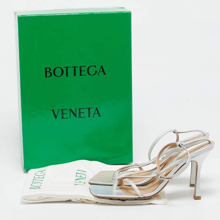 Pre Owned Bottega Veneta Silver Iridescent Leather Stretch Ankle Strap Sandals Size 39.5