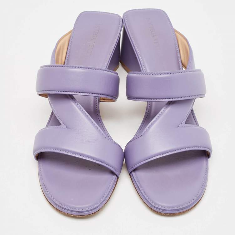 Pre Owned Bottega Veneta Lavender Leather The Band Slide Sandals Size 40