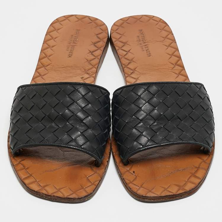 Pre Owned Bottega Veneta Black Intrecciato Leather Flat Slides Size 39