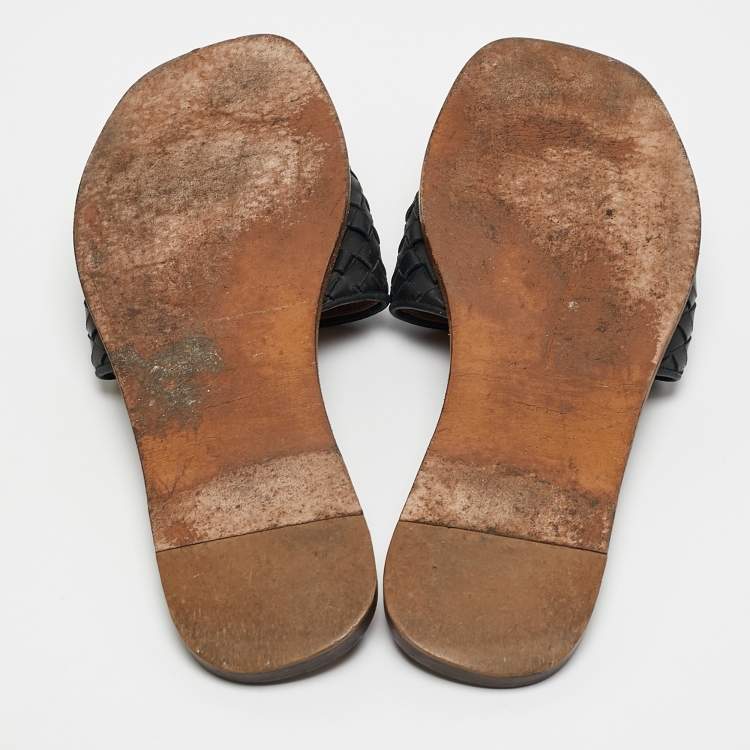 Pre Owned Bottega Veneta Black Intrecciato Leather Flat Slides Size 39