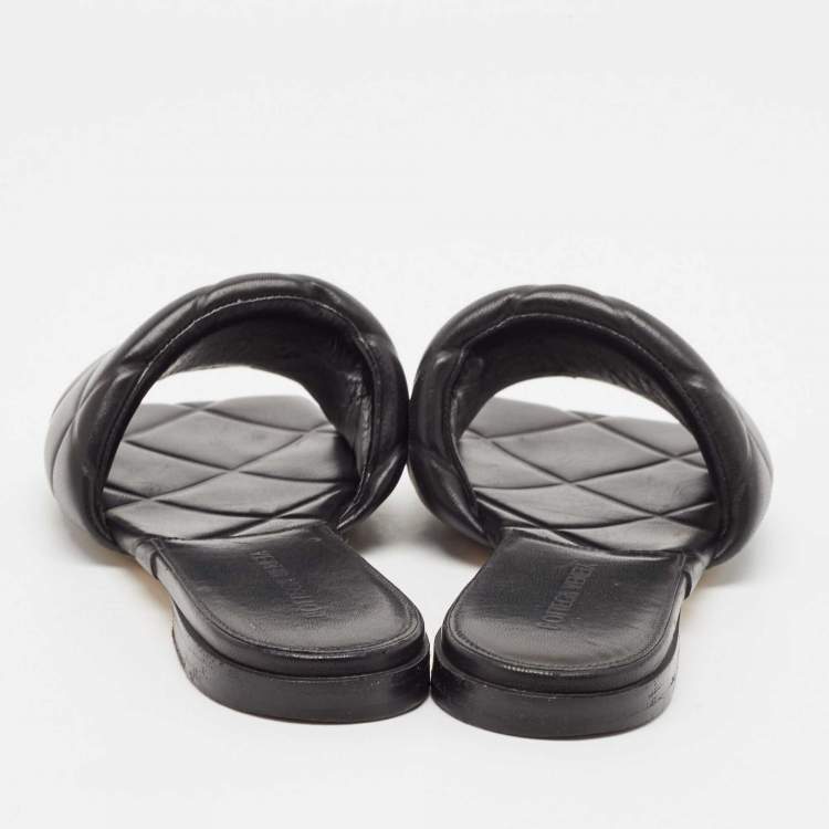 Pre Owned Bottega Veneta Black Leather Lido Flat Slides Size 38