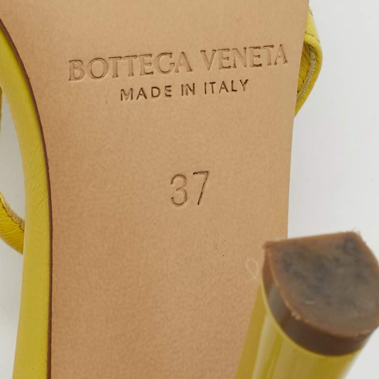 Pre Owned Bottega Veneta Yellow Leather Square Toe Ankle Strap Sandals Size 37