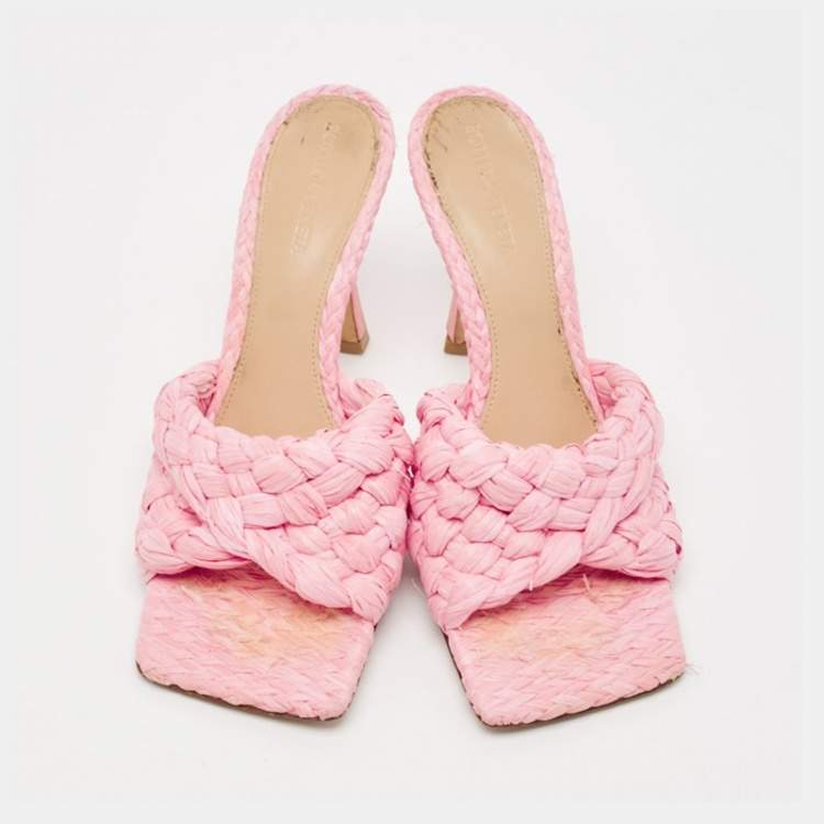 Pre Owned Bottega Veneta Pink Woven Raffia Stretch Slide Sandals Size 39