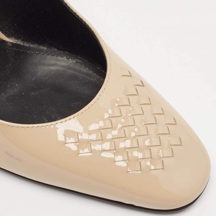 Pre Owned Bottega Veneta Beige Patent Leather Intrecciato Detail Block Heel Pumps Size 36.5