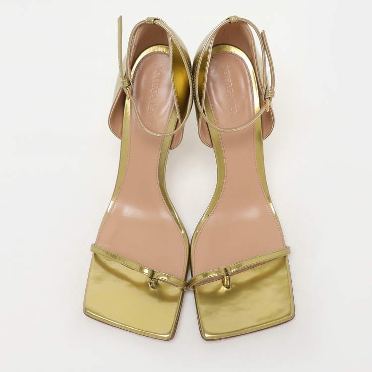 Pre Owned Bottega Veneta Gold Leather Strech Ankle Strap Sandals Size 40