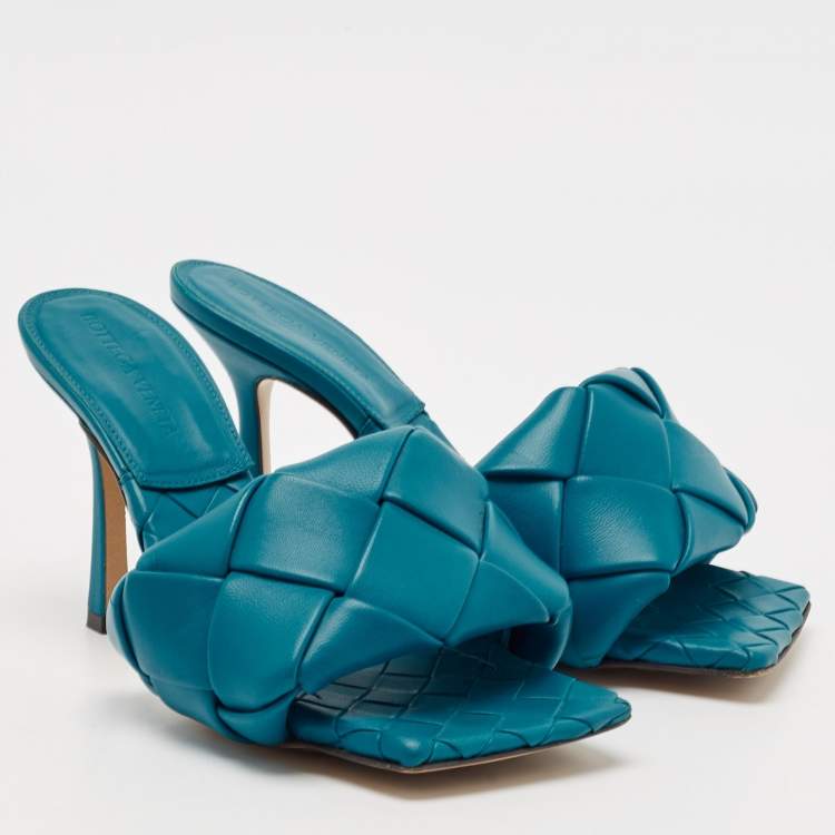 Pre Owned Bottega Veneta Blue Intrecciato Leather Lido Slide Sandals Size 36