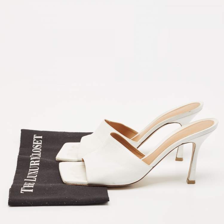 Pre Owned Bottega Veneta White Leather Strech Mules Size 41