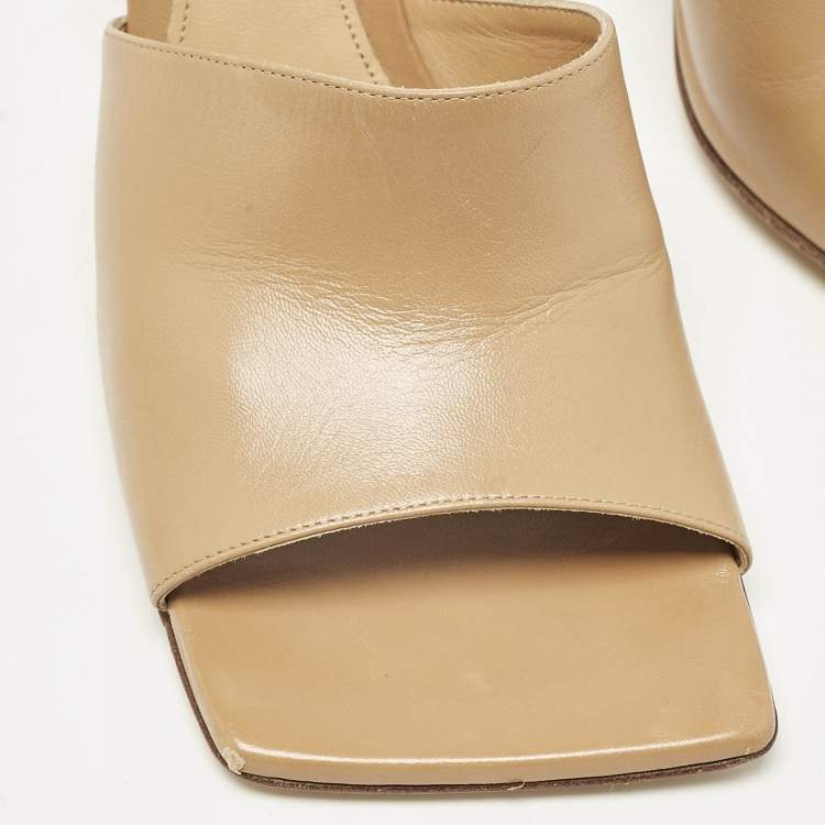 Pre Owned Bottega Veneta Beige Leather Stretch Slide Sandals Size 39