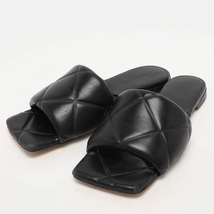 Pre Owned Bottega Veneta Black Leather Lido Flats Size 37
