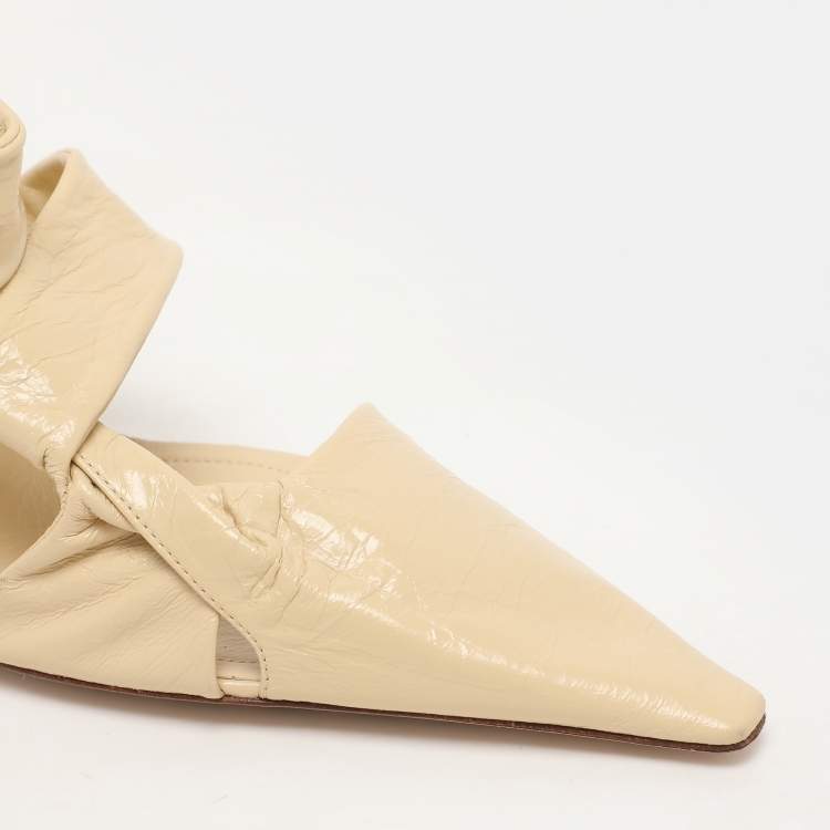 Pre Owned Bottega Veneta Cream Leather Strappy Slingback Pumps Size 39