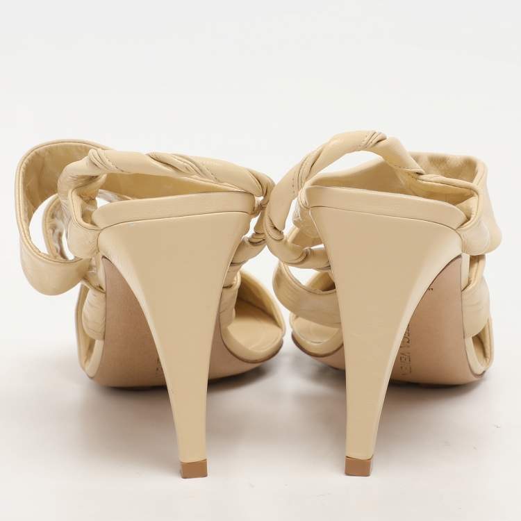 Pre Owned Bottega Veneta Cream Leather Strappy Slingback Pumps Size 39