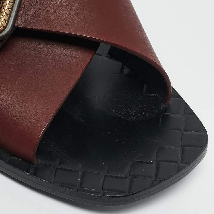 Pre Owned Bottega Veneta Burgundy Leather Criss-Cross Strap Flat Sandals Size 37