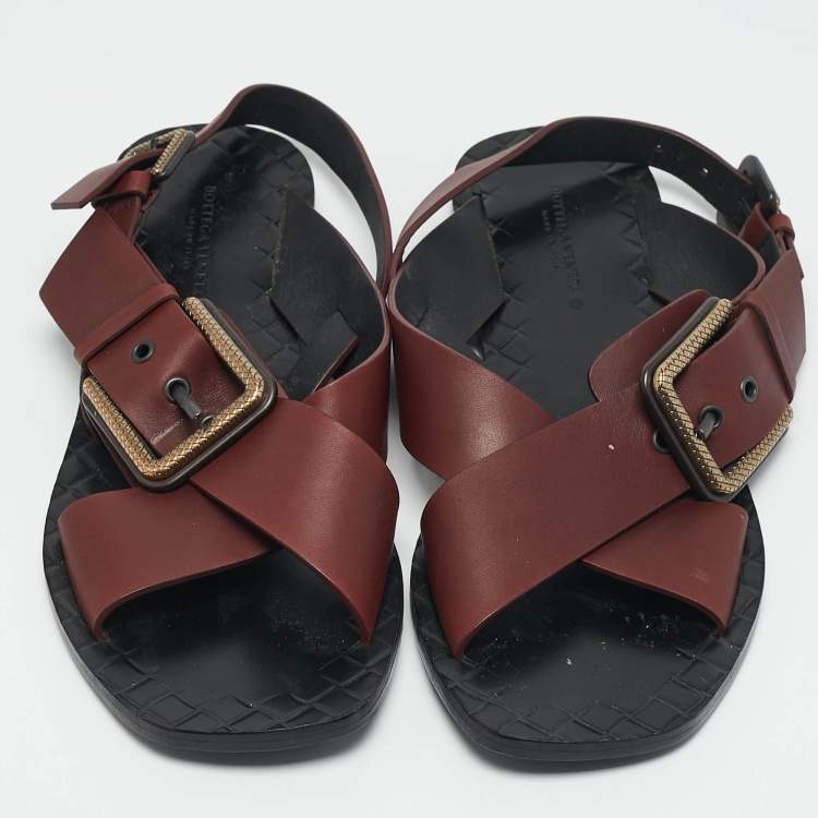 Pre Owned Bottega Veneta Burgundy Leather Criss-Cross Strap Flat Sandals Size 37