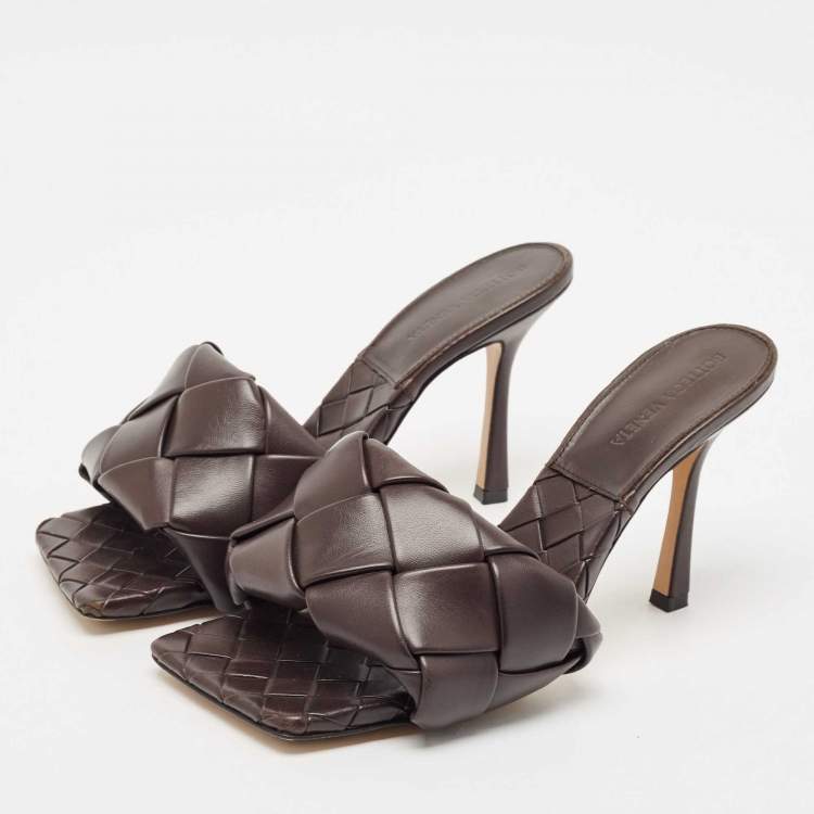 Pre Owned Bottega Veneta Dark Brown Intrecciato Leather Lido Mule Sandals Size 39