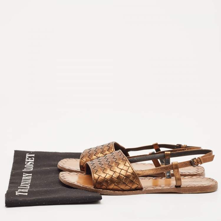 Pre Owned Bottega Veneta Bronze Intrecciato Leather Calvados Flat Sandals Size 40