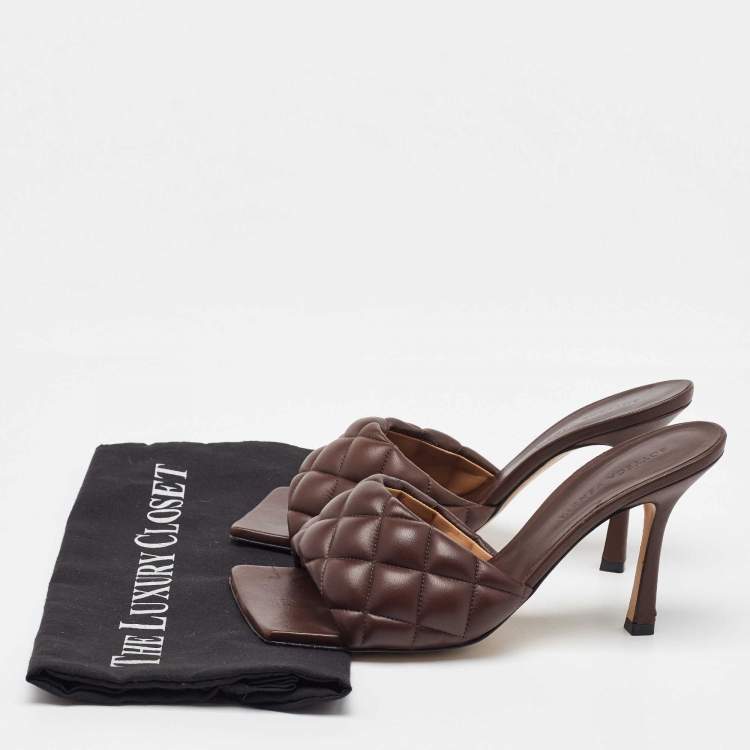 Pre Owned Bottega Veneta Dark Brown Quilted Leather Lido Padded Slide Sandals Size 38