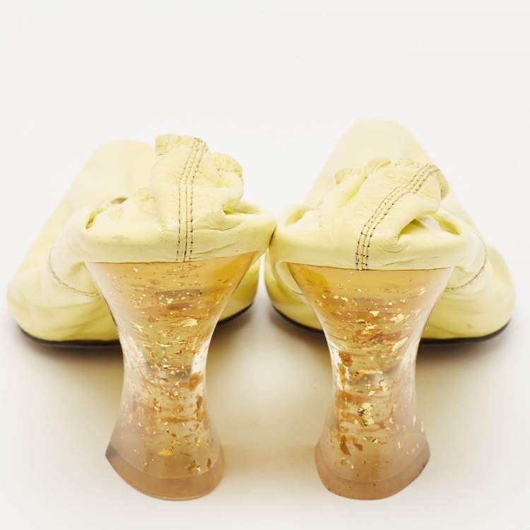 Pre Owned Bottega Veneta Green Leather Scrunch Block Pumps Size 38