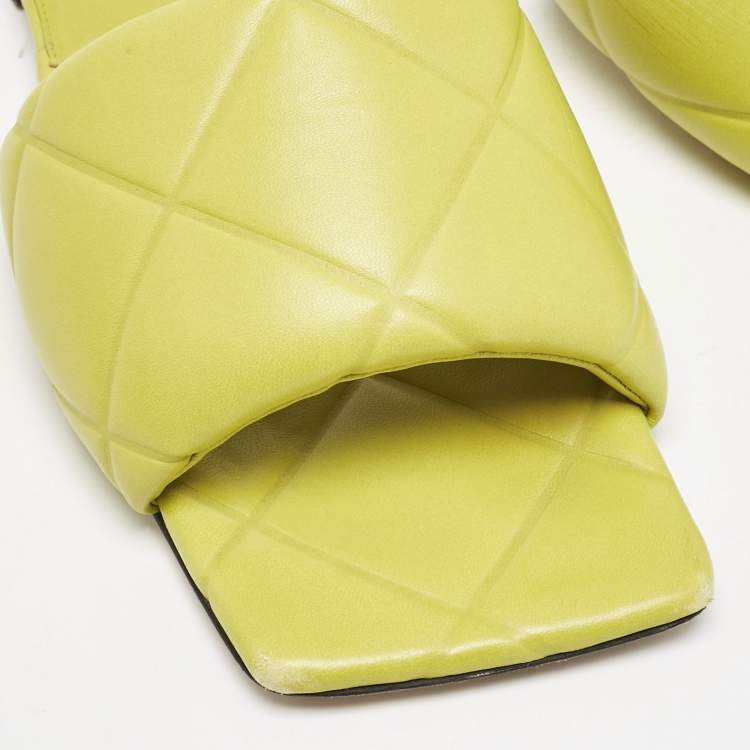 Pre Owned Bottega Veneta Yellow Quilted Leather Lido Flat Slides Size 40