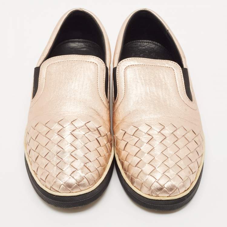Pre Owned Bottega Veneta Metallic Pink Intrecciato Leather Slip On Sneakers Size 38.5