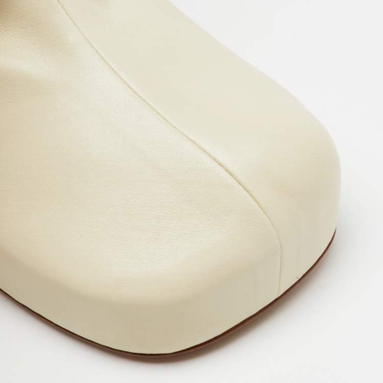 Pre Owned Bottega Veneta Cream Leather Platform BV Bold Mules Size 36
