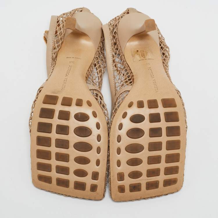Pre Owned Bottega Veneta Beige Mesh and Leather Chain Stretch Pumps Size 38