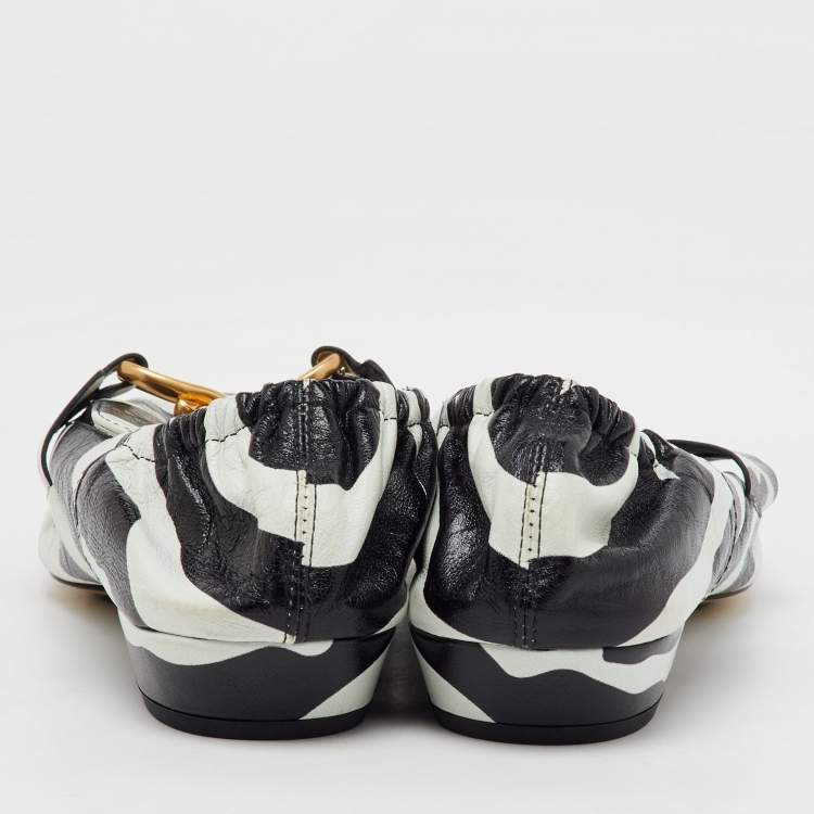 Pre Owned Bottega Veneta Black/White Zebra Print Leather BV Madame Loafers Size 38.5