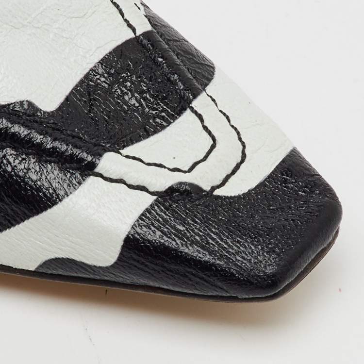 Pre Owned Bottega Veneta Black/White Zebra Print Leather BV Madame Loafers Size 38.5