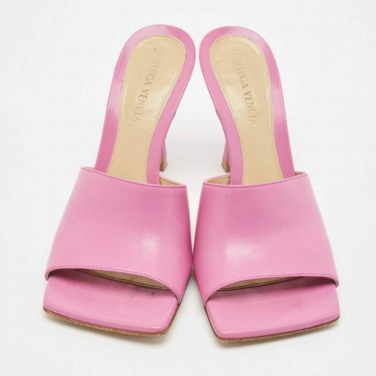 Pre Owned Bottega Veneta Pink Leather Stretch Slide Sandals Size 36