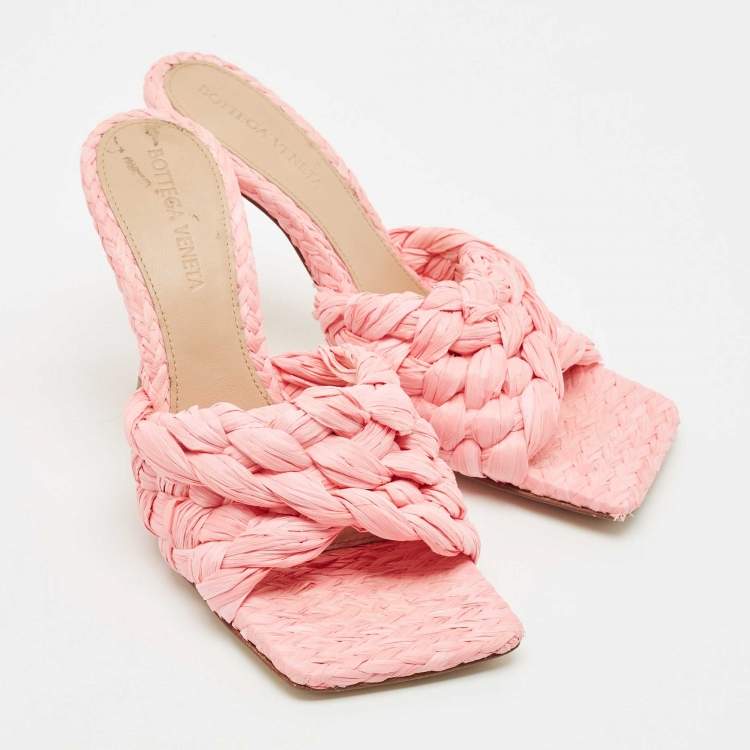 Pre Owned Bottega Veneta Pink Woven Raffia Stretch Slide Sandals Size 36