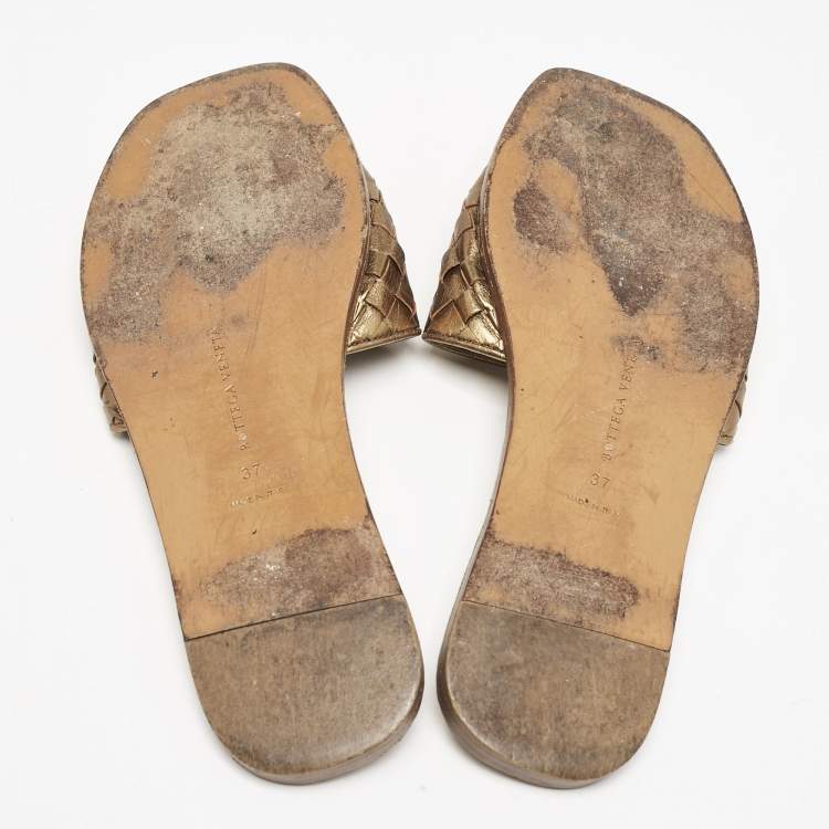 Pre Owned Bottega Veneta Metallic Bronze Intrecciato Leather Flat Slides Size 37