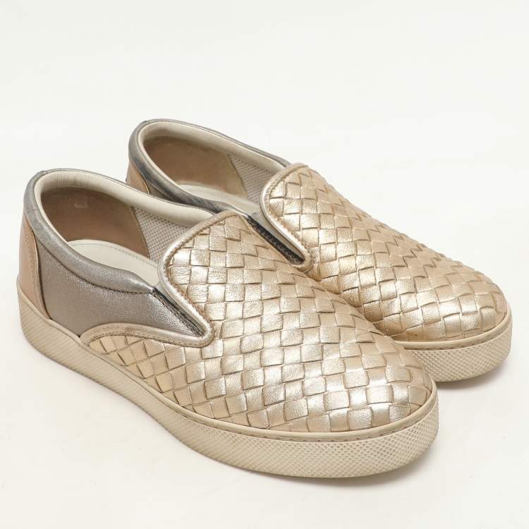 Pre Owned Bottega Veneta Gold Intrecciato Suede Dodger Slip On Sneakers 36