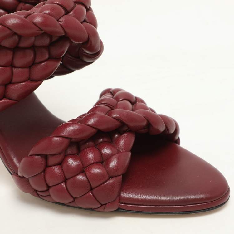 Pre Owned Bottega Veneta Burgundy Woven Leather Slide Sandals Size 37