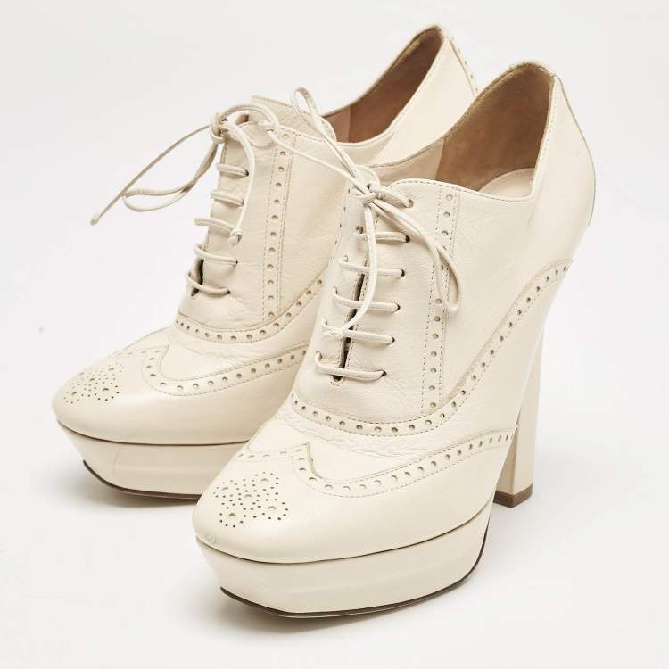 Pre Owned Bottega Veneta Cream Brogue Leather Oxford Platform Booties Size 39