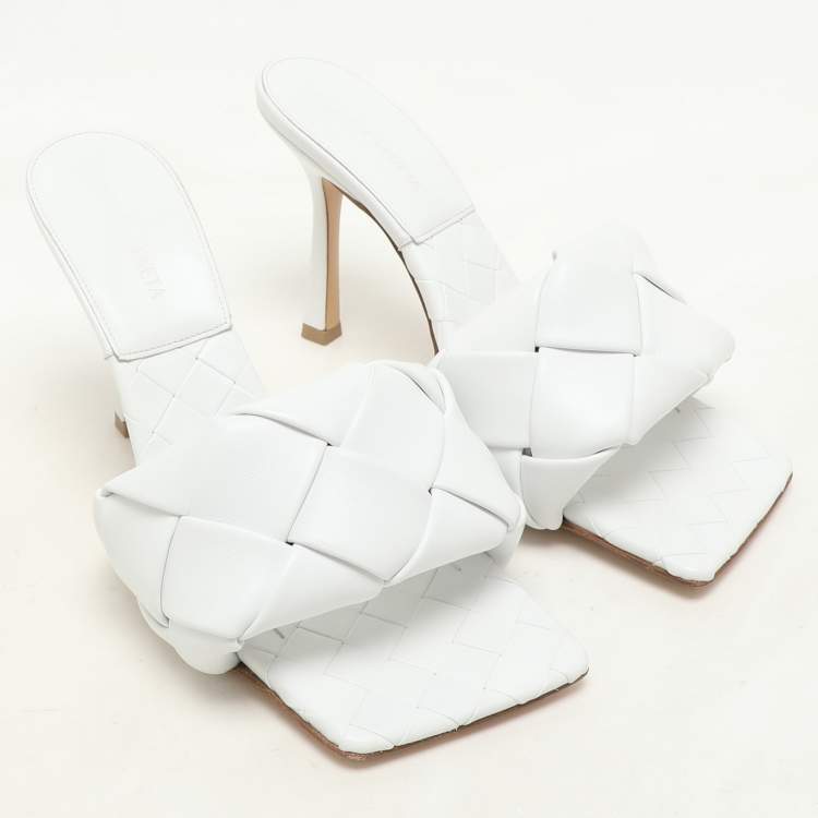 Pre Owned Bottega Veneta White Intrecciato Leather Lido Slide Sandals Size 37