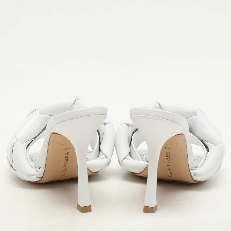 Pre Owned Bottega Veneta White Intrecciato Leather Lido Slide Sandals Size 37
