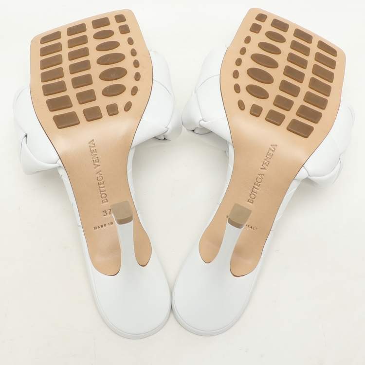 Pre Owned Bottega Veneta White Intrecciato Leather Lido Slide Sandals Size 37