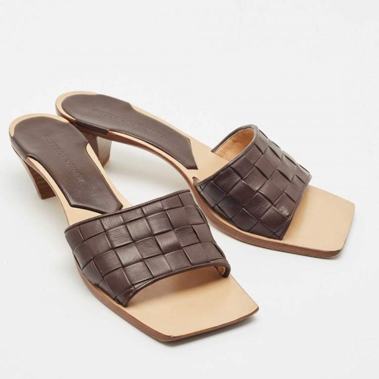 Pre Owned Bottega Veneta Dark Brown Leather Intrecciato Slide Sandals Size 37