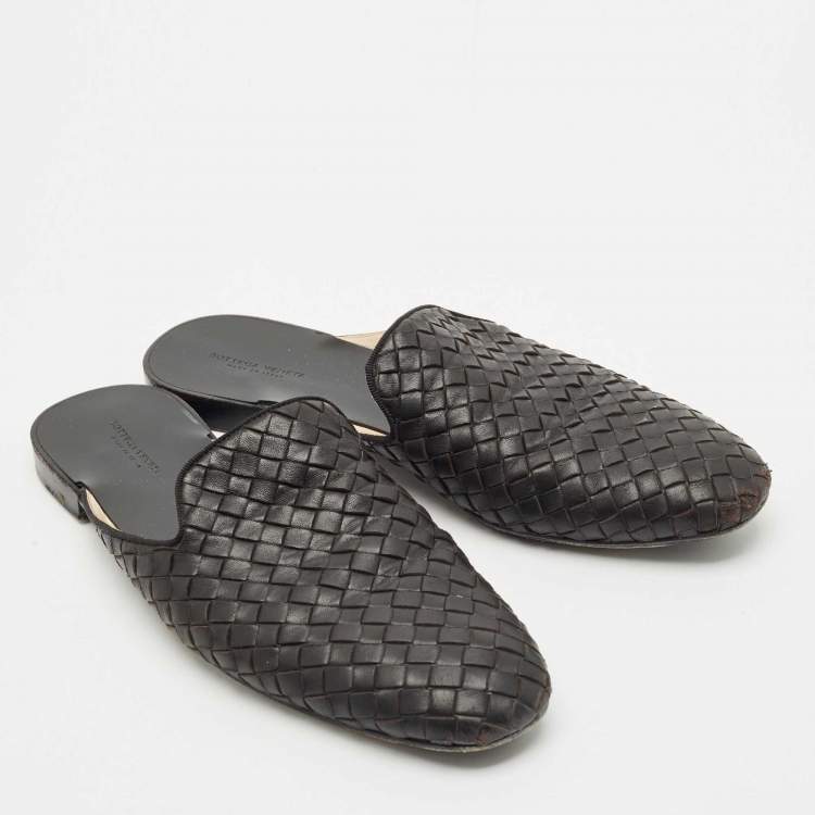 Pre Owned Bottega Veneta Black Intrecciato Leather Espresso Fiandra Mules Size 40.5