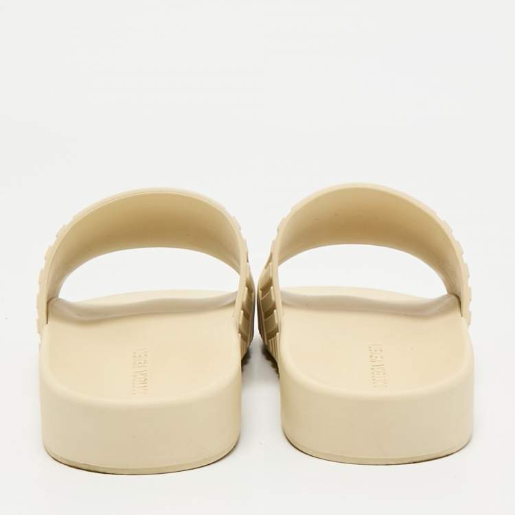 Pre Owned Bottega Veneta Cream Embossed Rubber Flat Slide Sandals Size 37