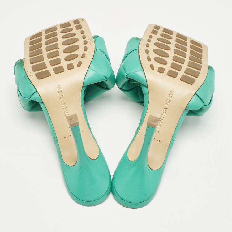 Pre Owned Bottega Veneta Blue Leather Lido Slide Sandals Size 39