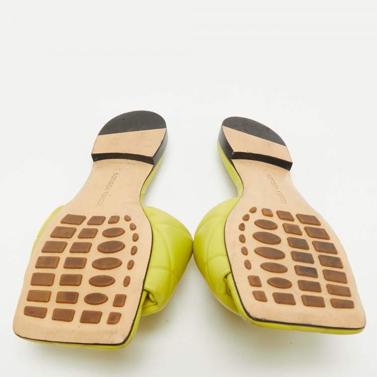 Pre Owned Bottega Veneta Lime Green Quilted Leather Lido Flats Size 37