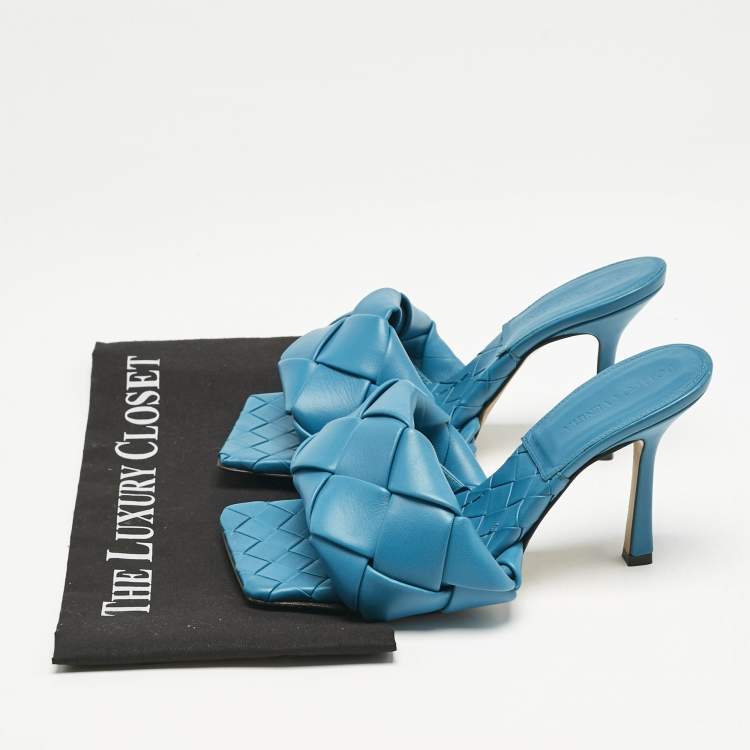 Pre Owned Bottega Veneta Blue Intrecciato Leather Lido Slide Sandals Size 37