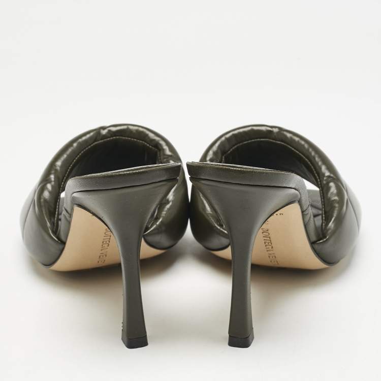 Pre Owned Bottega Veneta Olive Green Leather Lido Slide Sandals Size 38