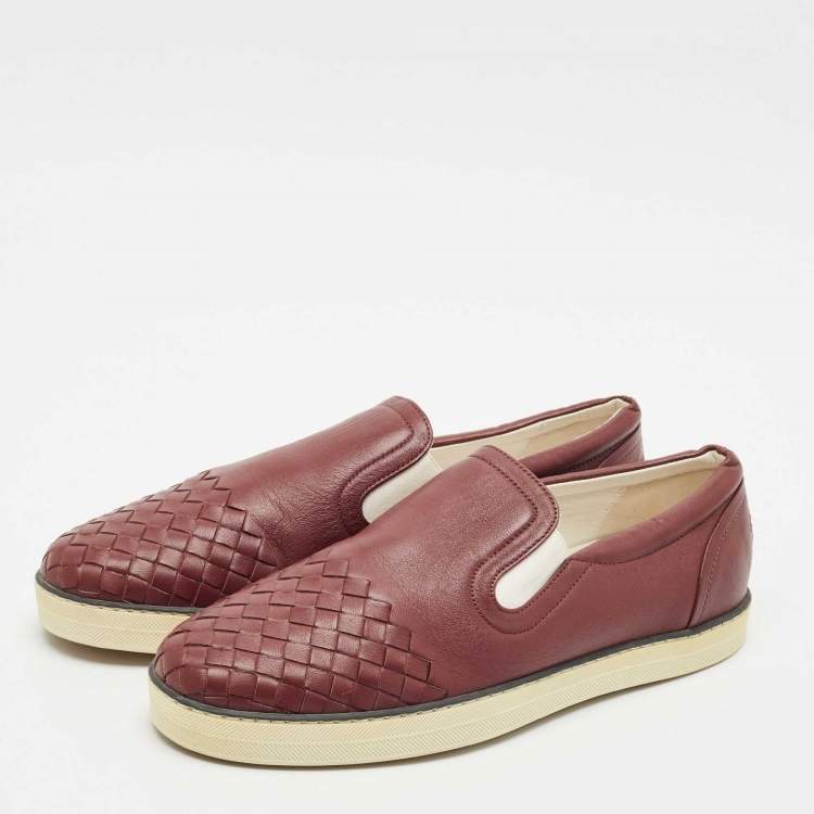 Pre Owned Bottega Veneta Burgundy Intrecciato Leather Dodger Slip On Sneakers Size 40