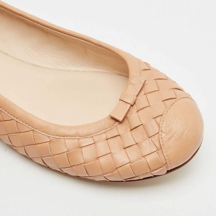 Pre Owned Bottega Veneta Beige Intrecciato Leather Ballet Flats Size 39.5