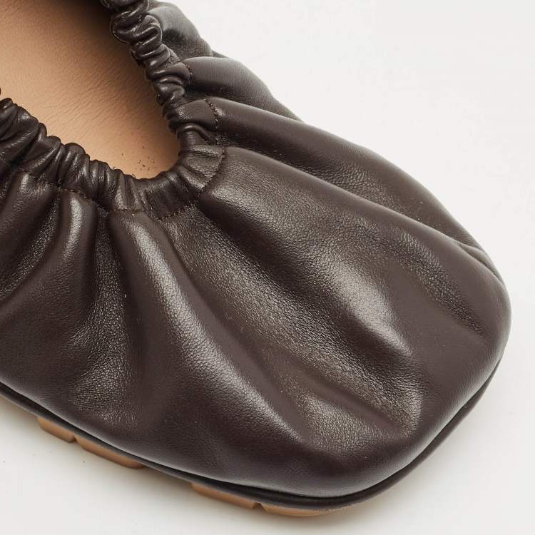 Pre Owned Bottega Veneta Brown Leather Scrunch Ballet Flats Size 38