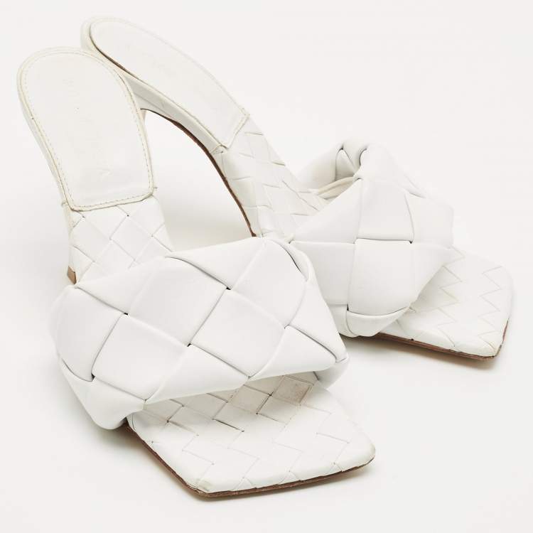 Pre Owned Bottega Veneta White Intrecciato Leather Lido Slide Sandals Size 39
