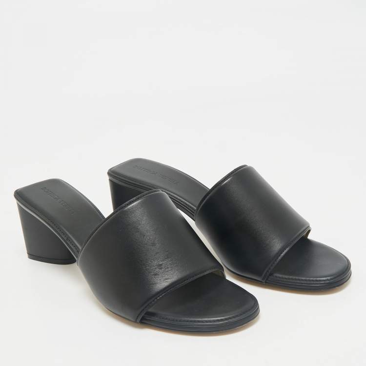 Pre Owned Bottega Veneta Black Leather Block Heel Sandals Size 41