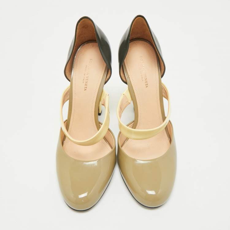 Pre Owned Bottega Veneta Green/Black Patent Leather Mary Jane Pumps Size 37 