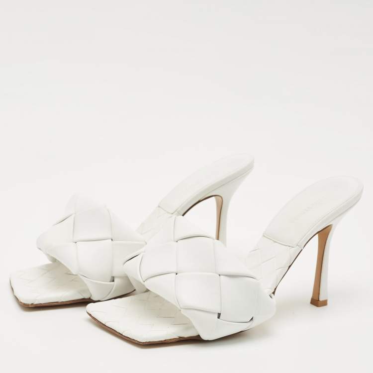 Pre Owned Bottega Veneta White Intrecciato Leather Lido Slide Sandals Size 39.5
